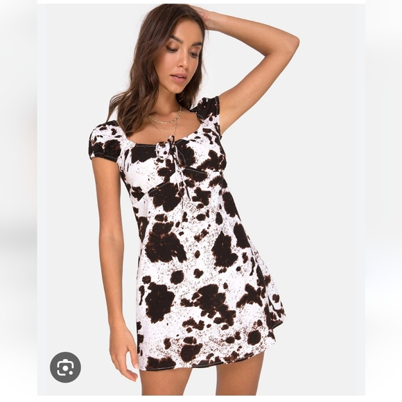 Urban Outfitters Cinched mini Dress - Picture 2 of 4